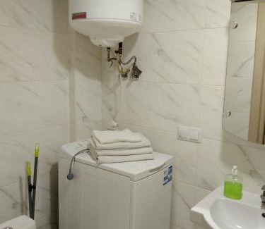 Solomjanskyj Apartment | Kiev Smart Home
