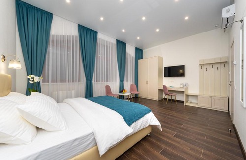 Shevchenkivs'kyi District Hotel | Kiev Story