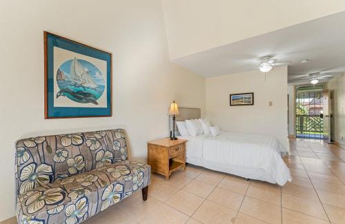 Kihei Apartment | Kihei Bay Surf B212