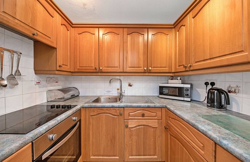 Thirsk Apartment | Kilburn Hall Apt