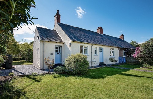 Cornhill on Tweed Cottage | KILHAM COTTAGE, near Wooler - dog friendly cottage sleeping 4 in 2 bedrooms
