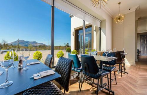 Killarney Hotel | Killarney Oaks Hotel