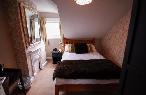 Hoole Bed & Breakfast | Kilmorey Lodge