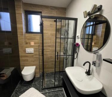 Belgrade Hotel | Kimmiy