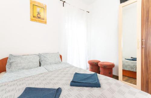 Siofok Aranypart House | Kincső Vendégház Siófok by NeWave Apartments