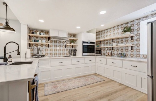 Colorado Springs Apartment | Kindred Courtyard! Historic Stay w BBQ & Fire Pit