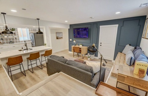 Colorado Springs Apartment | Kindred Courtyard! Historic Stay w BBQ & Fire Pit