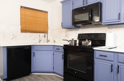 San Antonio House | King Bed@Medical Center/UTSA/Sea World/Six Flags San Antonio