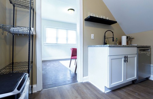 Indianapolis House | King Beds, Walk to Trail, Safe & Quiet, Parking