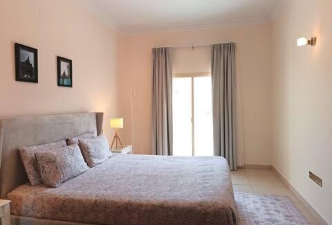 Muscat House | King ensuite bedroom Madinat qaboos