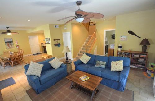 Bass Lake House | King- Lake Area