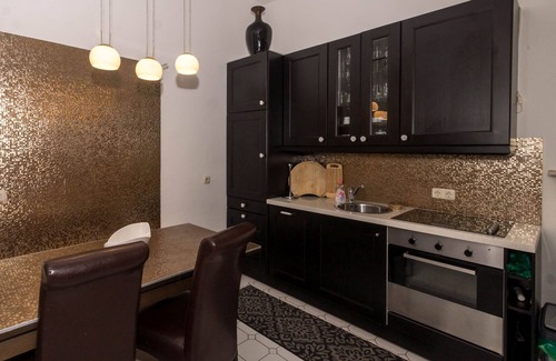 Bad Reichenhall Apartment | King-Luitpold-Apartment for 1-6 persons and balcony, 80sqm