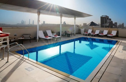Abu Dhabi City Center Apartment | King Room Near Wahda Mall And Al Nahyan Stadium