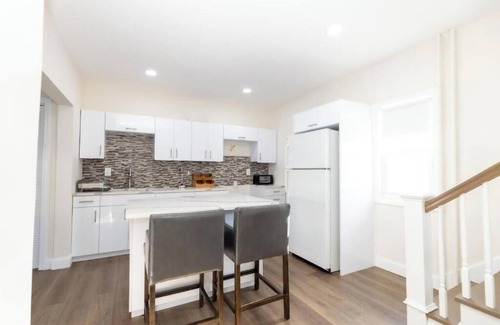 Seaside Heights Apartment | King Room with Two King Beds