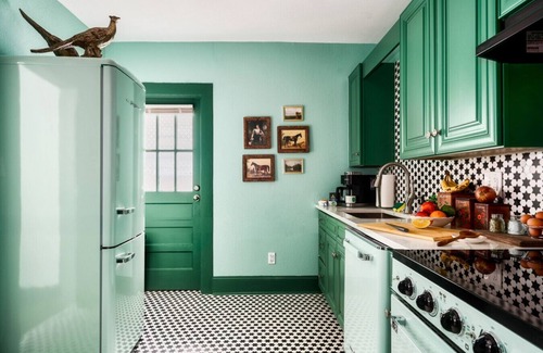 Wesley Heights House | King`s Quarter`s Uptown Featured in CLT Magazine