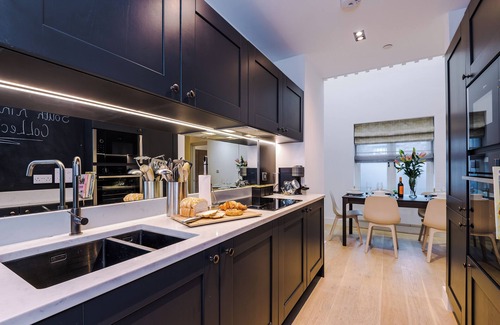 Manchester City Centre House | King Street Collection