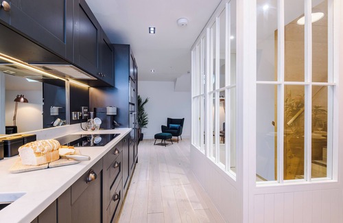 Manchester City Centre House | King Street Collection