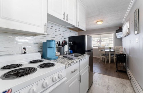 Old Orchard Beach Apartment | King Suite Steps to the Beach (466)