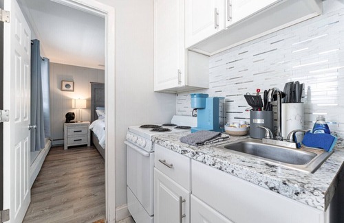 Old Orchard Beach Apartment | King Suite Steps to the Beach (466)
