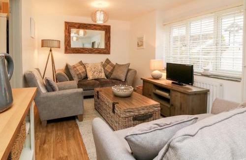 Watermouth House | Kingfisher Cottage