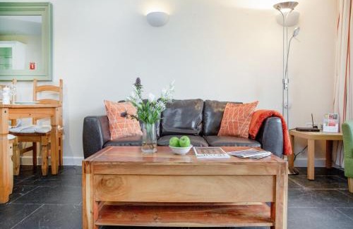 Bugford House | Kingfisher