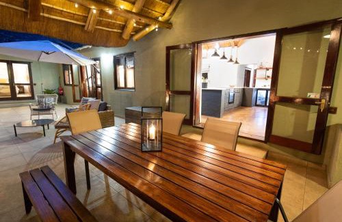 Phalaborwa Cabin | Kingly Bush Villa