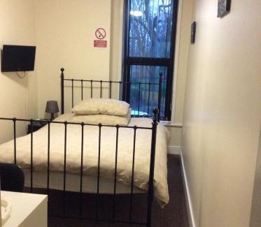 Farnworth Hotel | Kings arms hotel