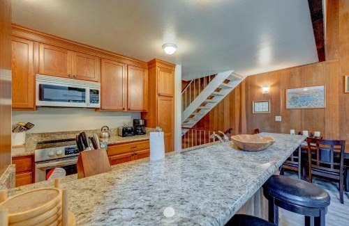 Kings Beach Apartment | Kings Beach Bliss