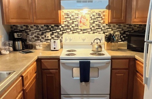San Antonio House | Kings CASTLE:3 Bedroom SeaWorld, RIM, Medical &BMT