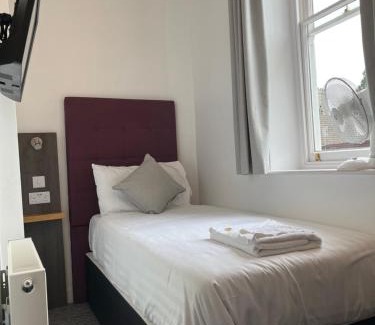 Newmarket Apartment | Kings Lodge