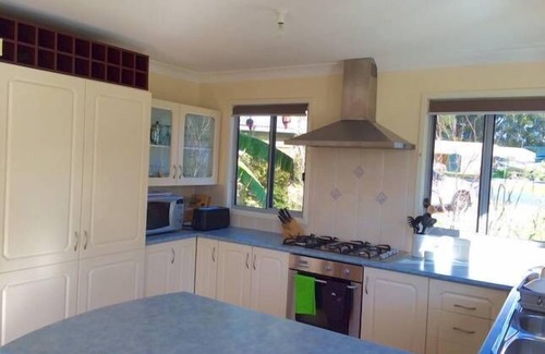Kings Point House | Kings Point - Relax at the lake