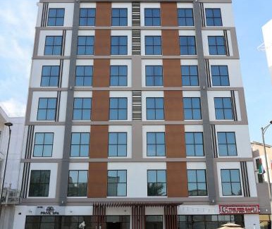 Jadaf Hotel | Kingsgate Canal Hotel by Millennium