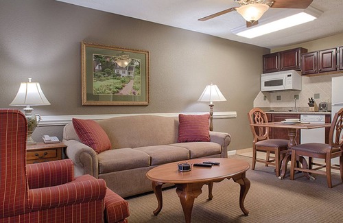 Williamsburg Condo | Kingsgate Resort 1br suite, Saturday check-in