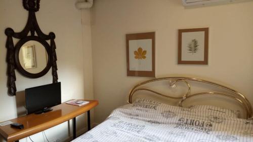 Thessaloniki City Centre Apartment | Kingsize Bed 2x2,20 Comfort Super Wifi 70 Mbps Studio!