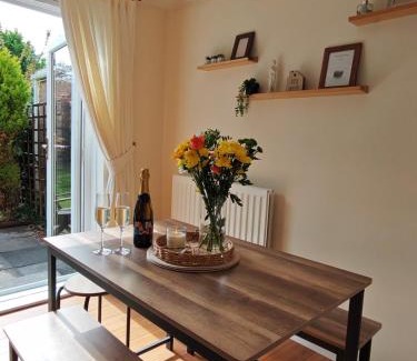 Newcastle-upon-Tyne House | Kingston Park 3BR - Great for Families&Contractors