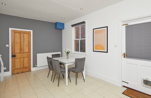 Darley Abbey Apartment | Kingston St - Beautiful 4 Bed Victorian Darley Abbey Townhouse