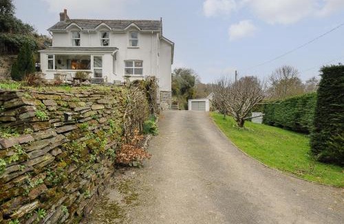 Saint Kew House | Kirland