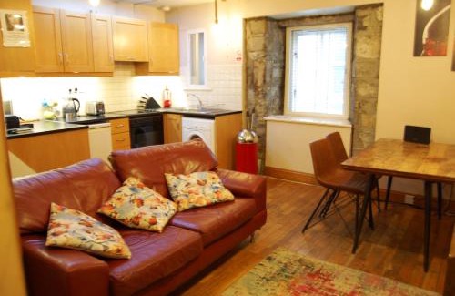 Galway City Centre Apartment | Kirwan's lane Townhouse