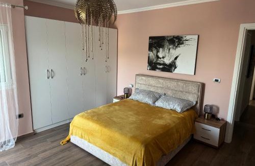 Elbasan Apartment | Kisses from Tirana