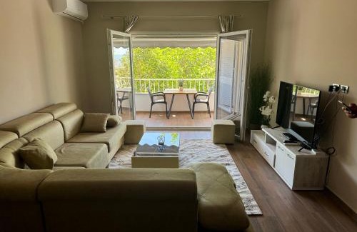 Elbasan Apartment | Kisses from Tirana