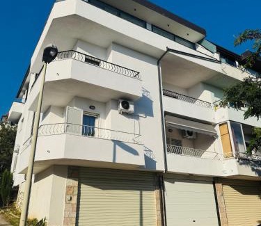 Elbasan Apartment | Kisses from Tirana
