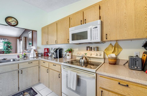 Poinciana House | Kissimmee Home w/Private Pool, 18 Mi to Disney!