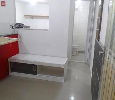 Recreio dos Bandeirantes Apartment | Kitnet na praia da Macumba no morro do Rangel