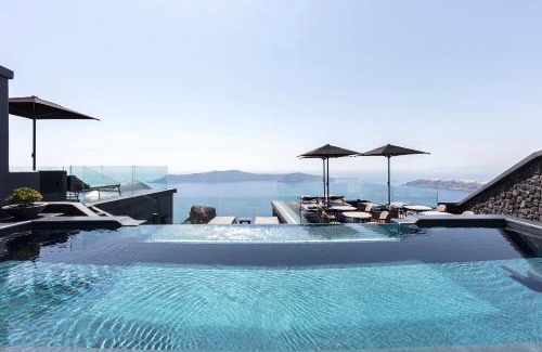 Imerovigli Hotel | Kivotos Santorini - Preferred Hotels & Resorts
