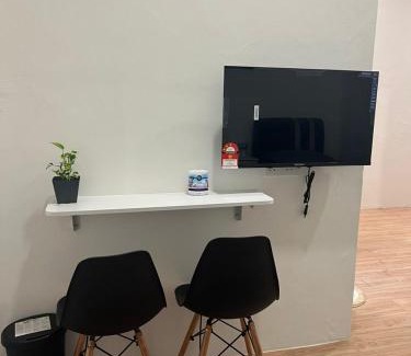 Pengkalan Aor House | KIWI INN