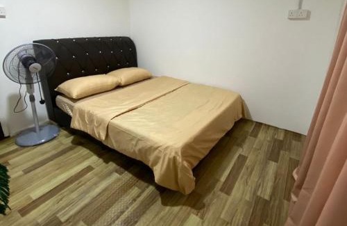 Alor Merah Ski Chalet | KK Homestay