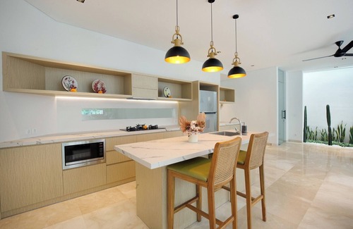 Dewi Sri Villa | KL3001 - Romantic 3 Bedroom Villa Legian