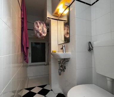 Wiesbaden Apartment | Kleine Wohnung Erdgeschoss Wiesbaden Stadtmitte