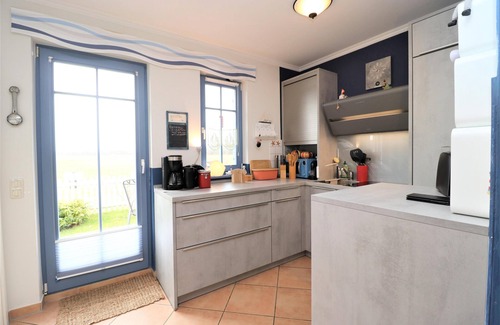 Dierhagen Strand House | Kleines Ferienhaus mit Grundstück in Dierhagen