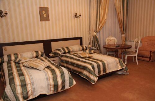 Kamenets-Podol'skiy Hotel | Kleopatra VIP hotel